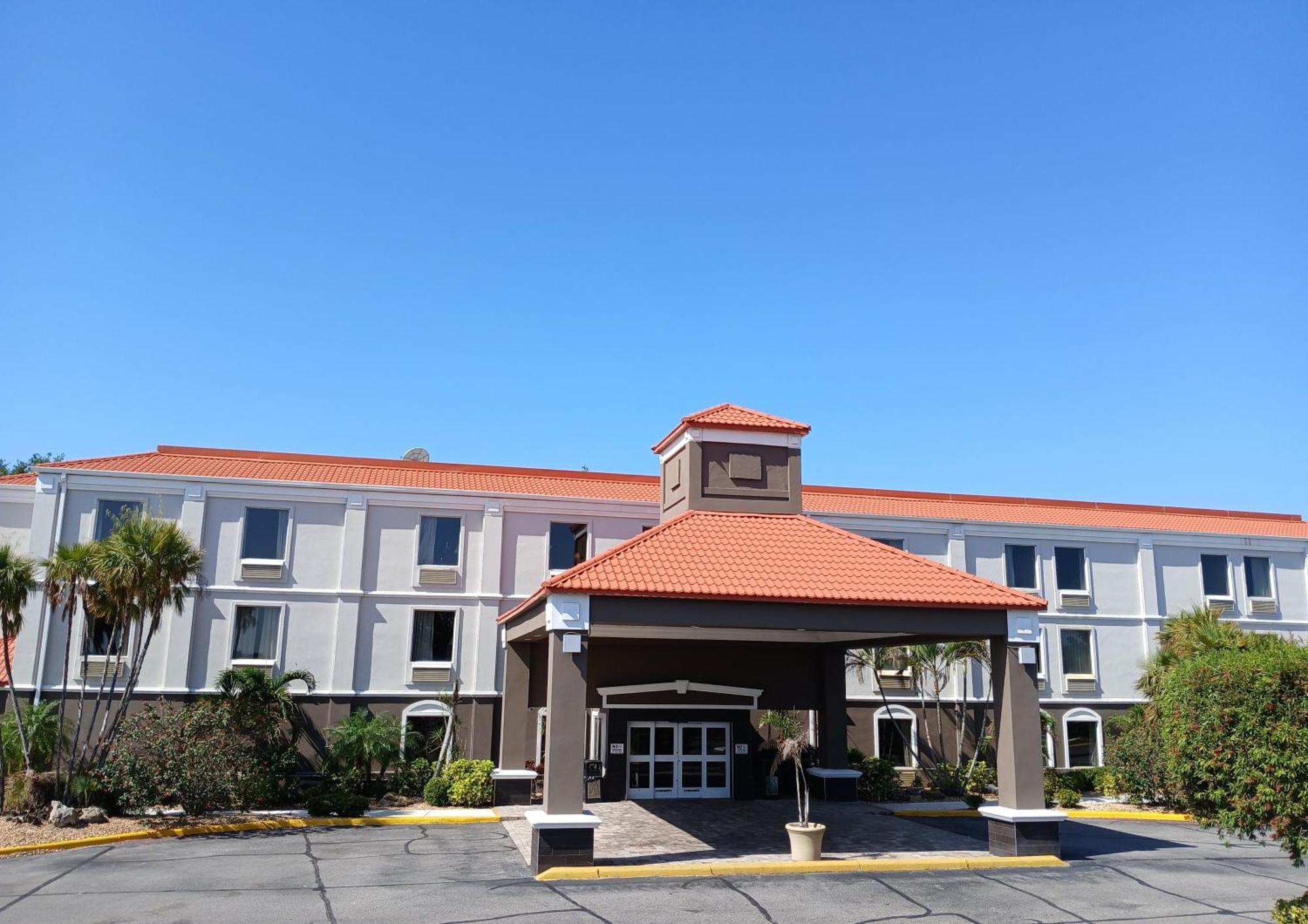 Best Western Plus Bradenton Hotel & Suites Exterior foto